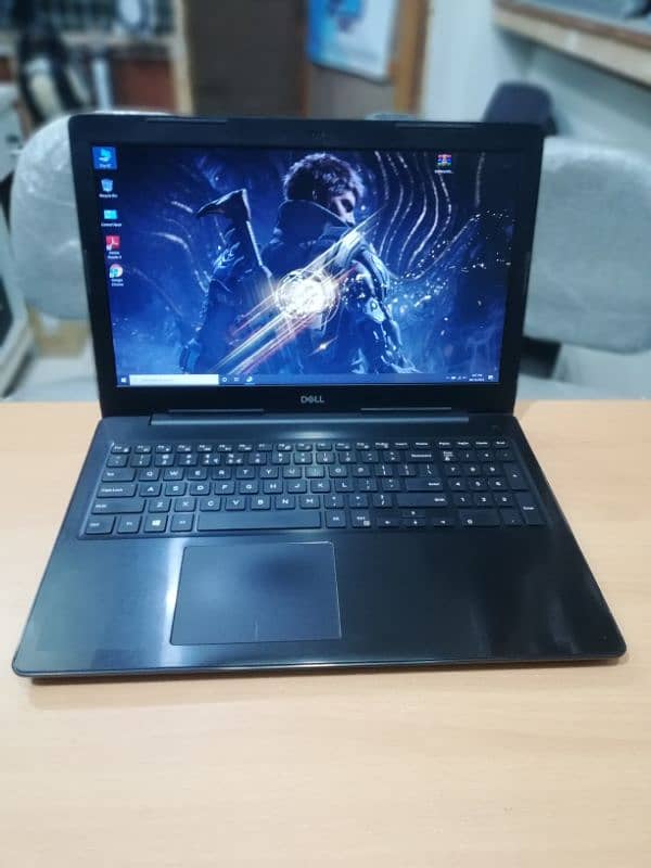 Dell Inspiron 5570 Corei7 8th Gen Laptop with Radeon 4GB dedicated GPU 0