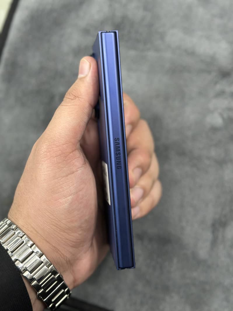 Samsung Galaxy Z Fold 6 3