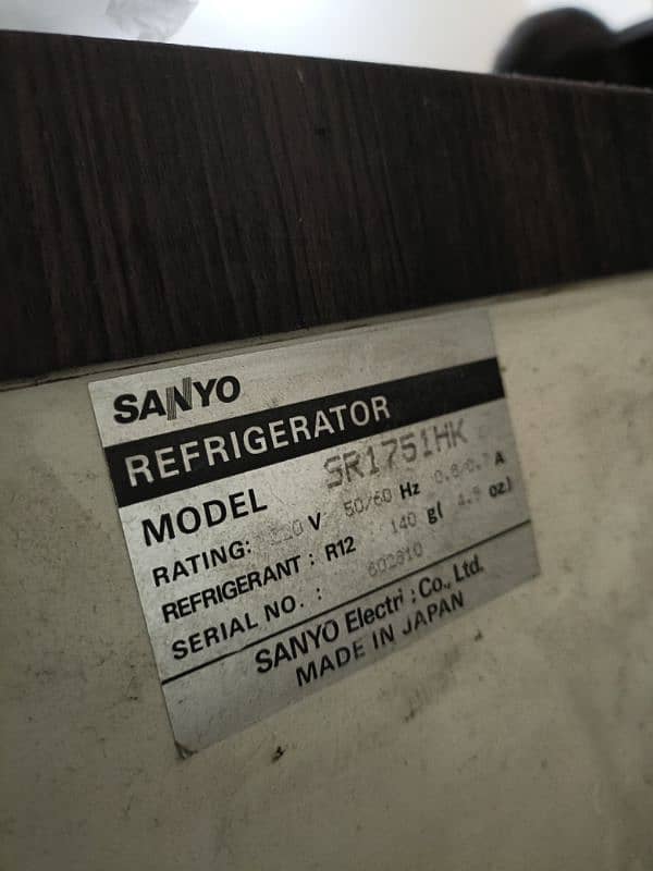 Japanese Sanyo Refrigerator Urgent Sale 3