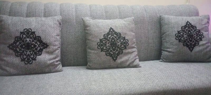 2 sofa 3 + 3 with 6 cushions contact on 03264826881 3