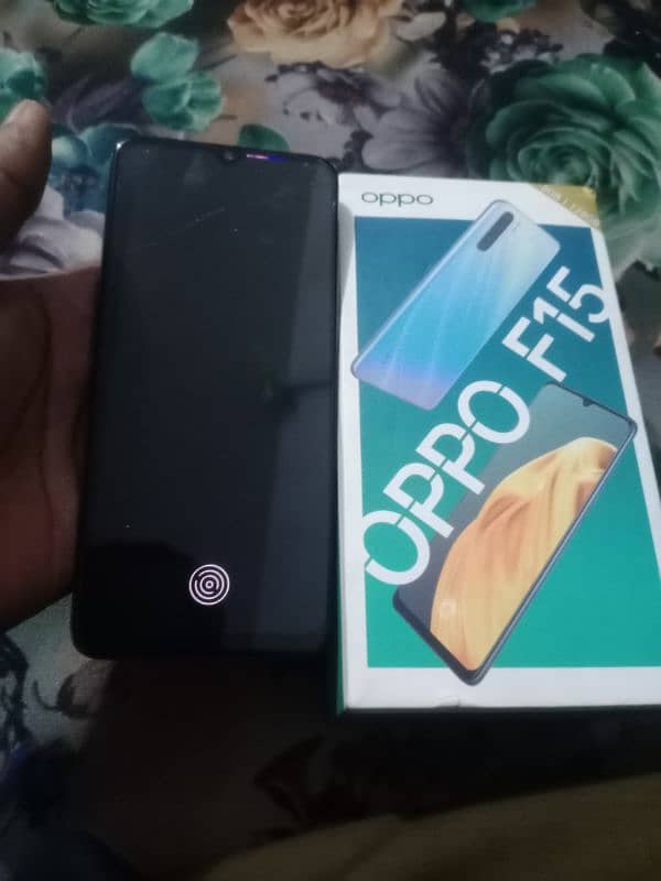 Oppo f15  8/128 1