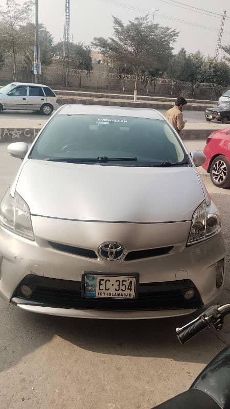 Toyota Prius 2012 3