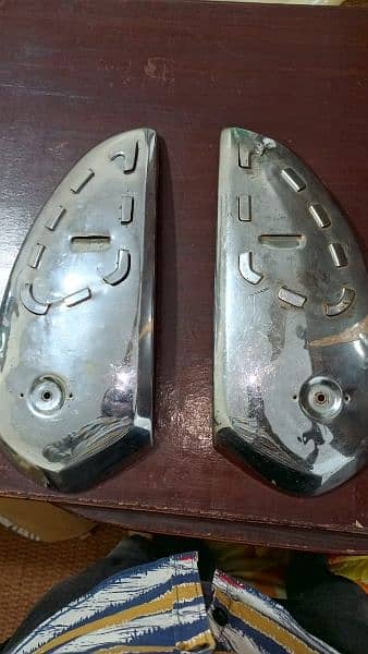 honda 200 road master tanki side cover 1