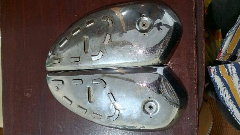 honda 200 road master tanki side cover 2