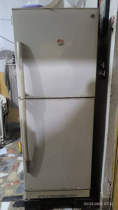 PEL jumbo size fridge 0