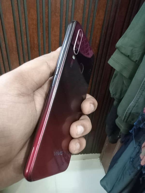 VIVO Y15 4GB 64GB 6