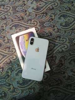 iphone xs white color