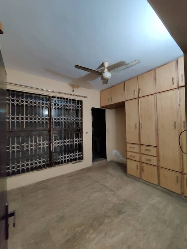 5MARLA MARBLE 3RD FLOOR PORTION FOR RENT IN ALLAMA IQBAL TOWN 0