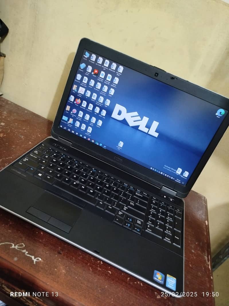 Dell latitude E6540 1