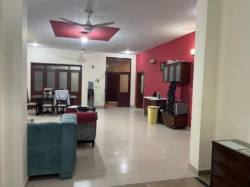 20 Marla house for sale in pia society 4 bed Tile flooring  Main apporced  Hot location 5