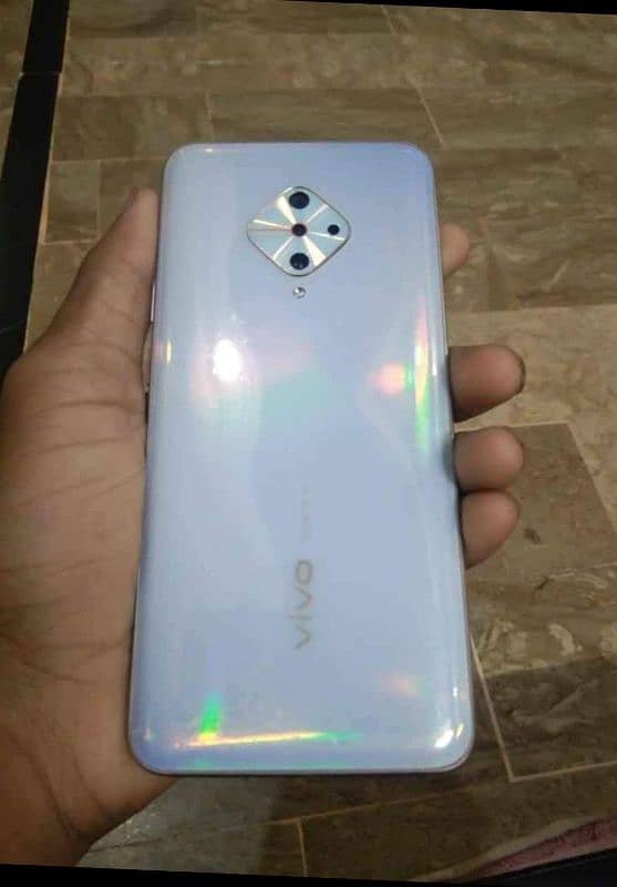 vivo y51 10 by 10 ha phone koi bhi flout nhi ha or repair bhi nhi Hoya 0