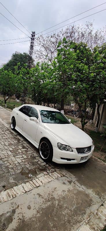 Toyota Mark X 2005 1