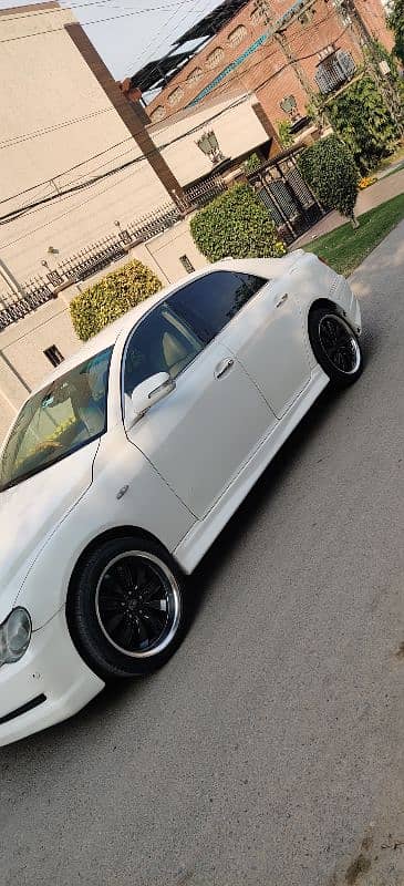 Toyota Mark X 2005 4