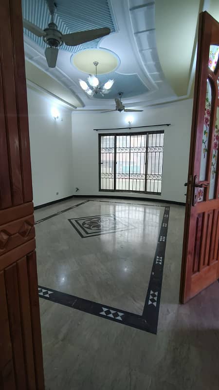 Upper portion for rent in E 11 Islamabad 1