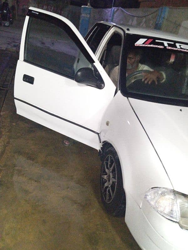 Suzuki Cultus VX 2003 (CNG) 5