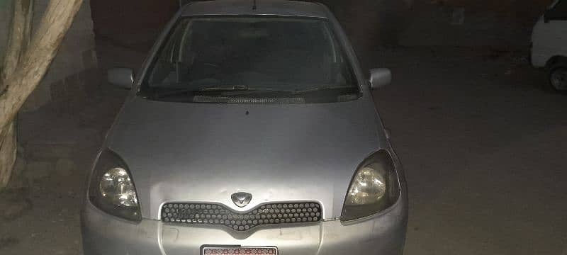 Toyota Vitz 2000 Reg 2014 0