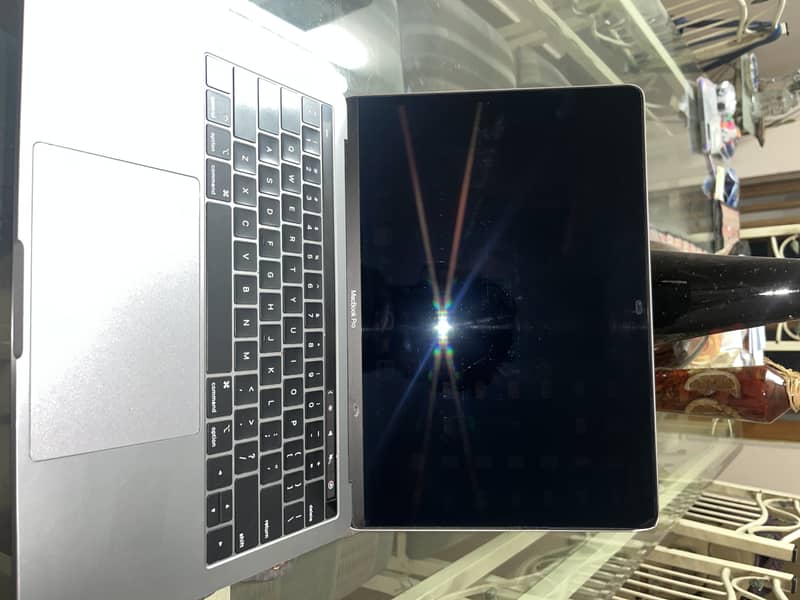 MACBOOK Pro 2019 1