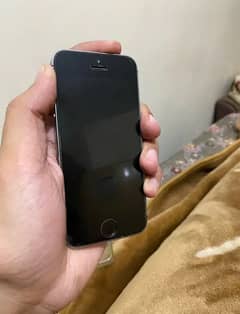 iPhone 5S 64 GP my WhatsApp number 03238950275