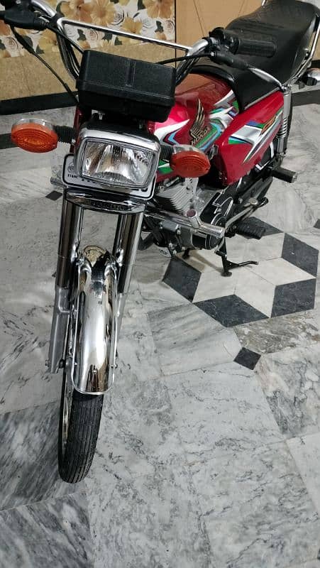 Honda 125 Lush condition Rs. 195000 6