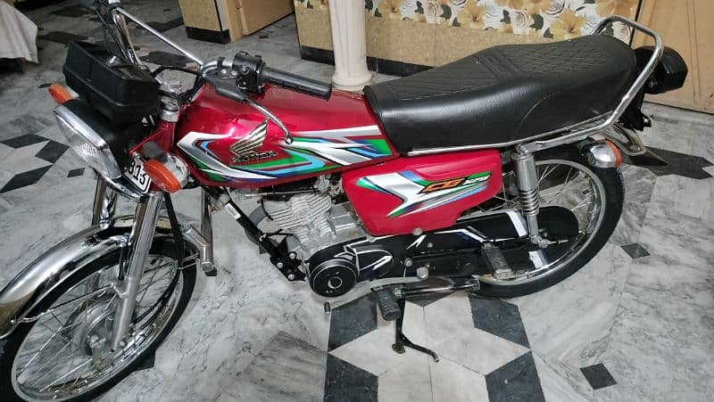 Honda 125 Lush condition Rs. 195000 9