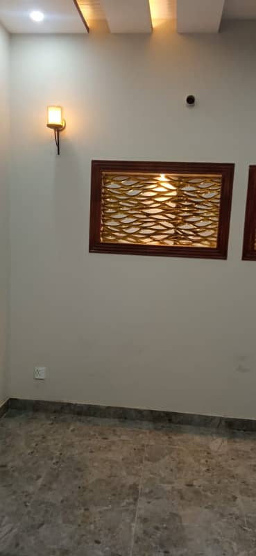 LIKE BRAND NEW 5 MARAL 1ST FLOOR PORTION AVAILABLE FOR RENT IN WAPDA TOWN 8