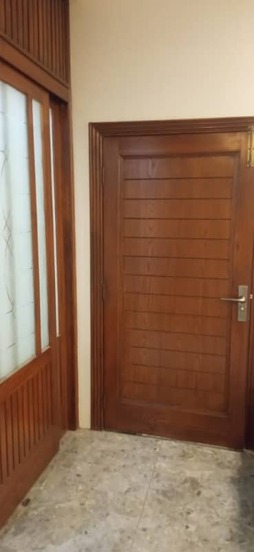 LIKE BRAND NEW 5 MARAL 1ST FLOOR PORTION AVAILABLE FOR RENT IN WAPDA TOWN 10