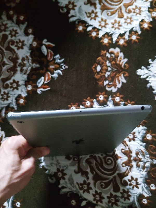 Ipad Air 1st generation 6