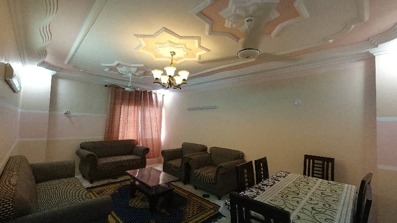 Spacious Prime Location Flat Is Available For sale In Ideal Location Of Gulistan-e-Jauhar - Block 18 14