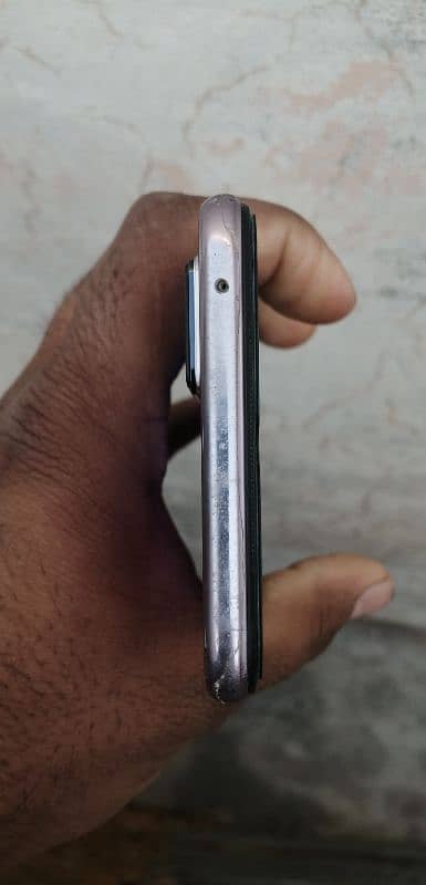 vivo v20 10by10 condition daba chrger sab origal hai 4