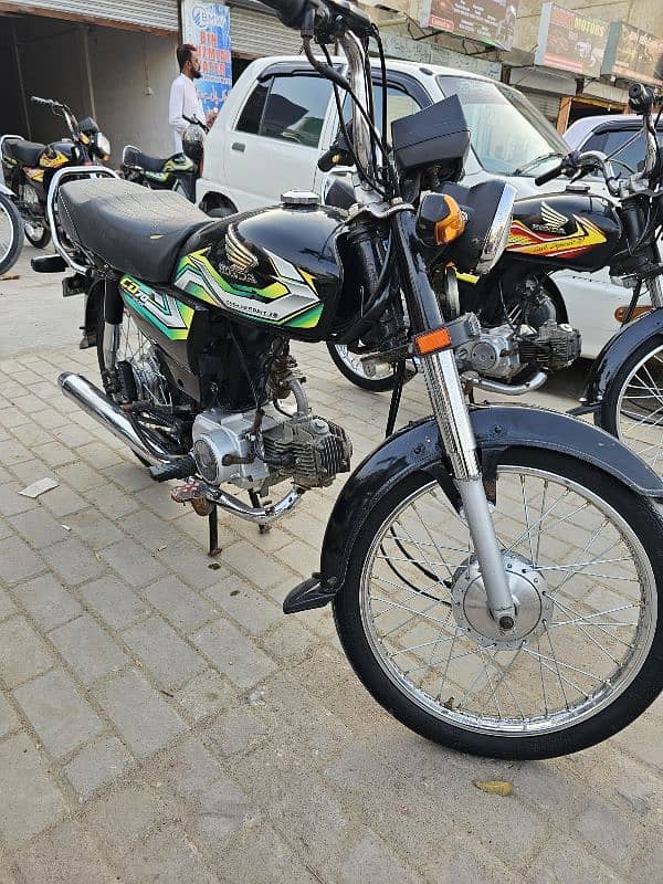 honda cd 70 2023 karachi number first owner 0