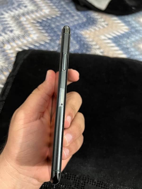 iPhone 11 Pro Max PTA 64 gb 4