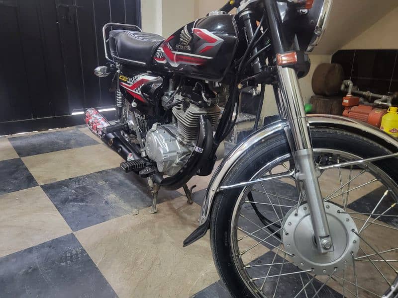 Honda CG 125 Brand New 5