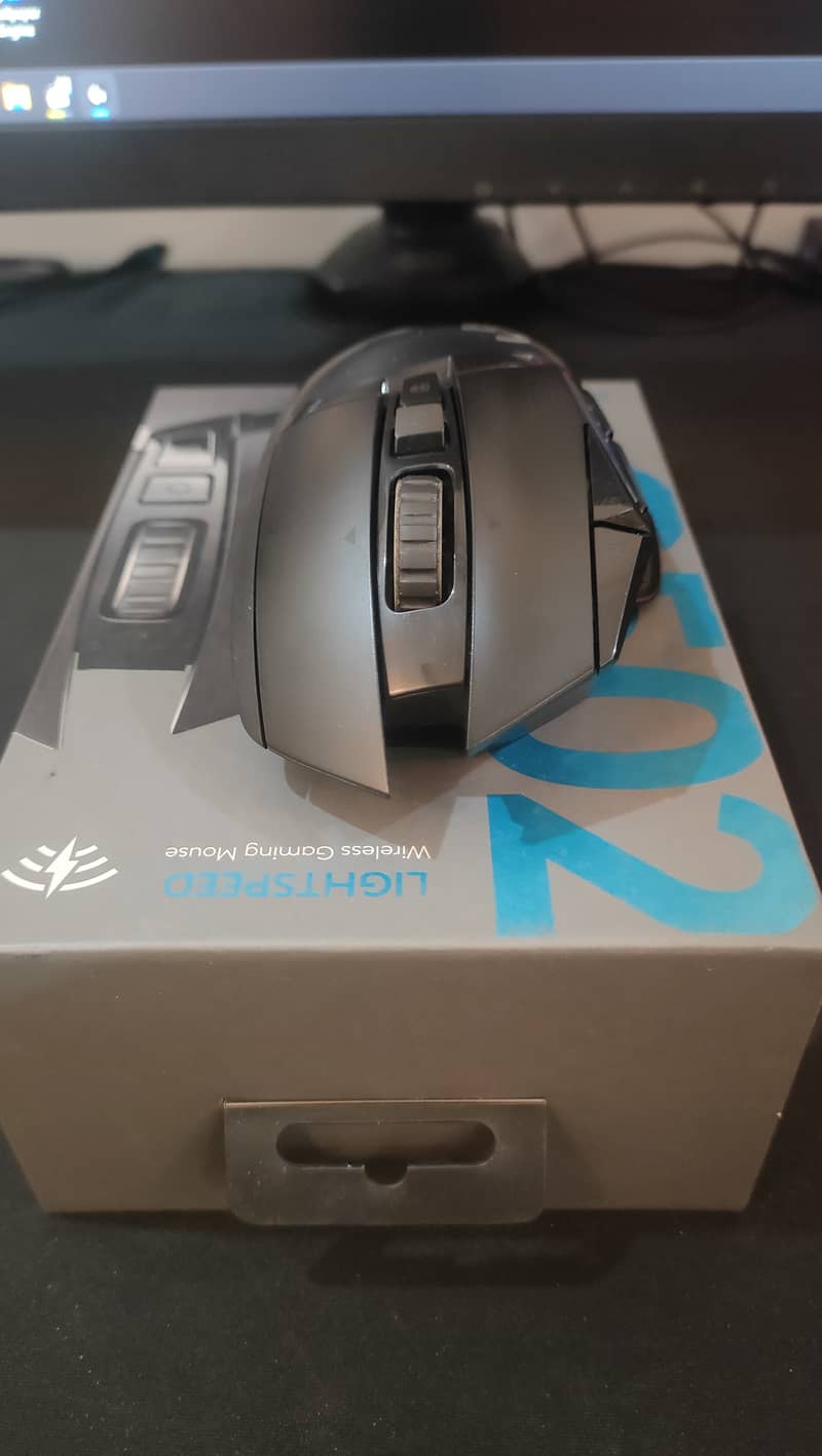 Logitech G502 Wireless LIGHTSPEED Mouse - Excellent Condition 10