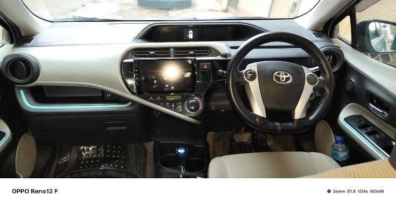 Toyota Prius 2013 6