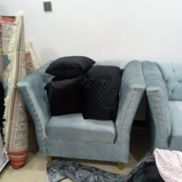 7 seat sofa set not even used urgent sell due to shifting 3