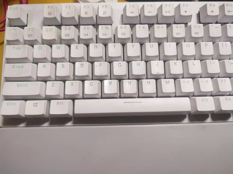 White Mechanical Keyboard 100% - Fantech MK853 3