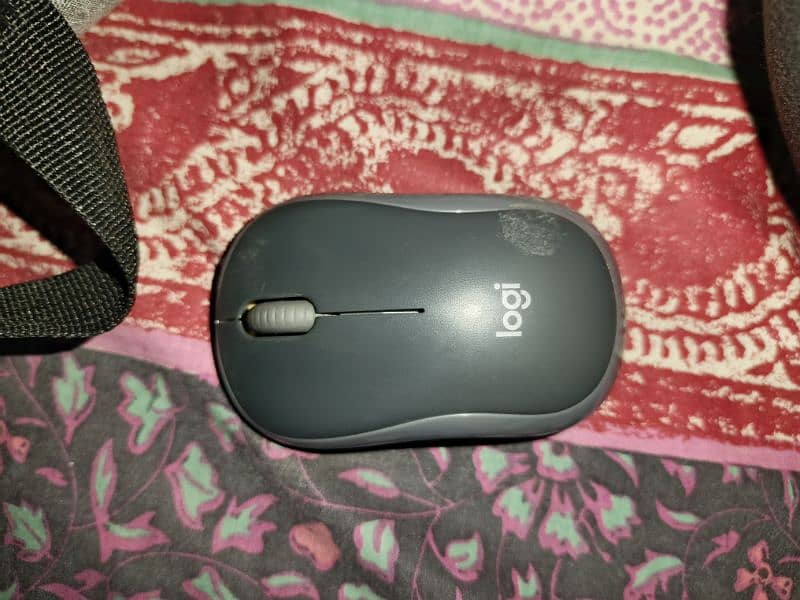 Logitech M185 Optical Mouse For Sale In Karachi 1