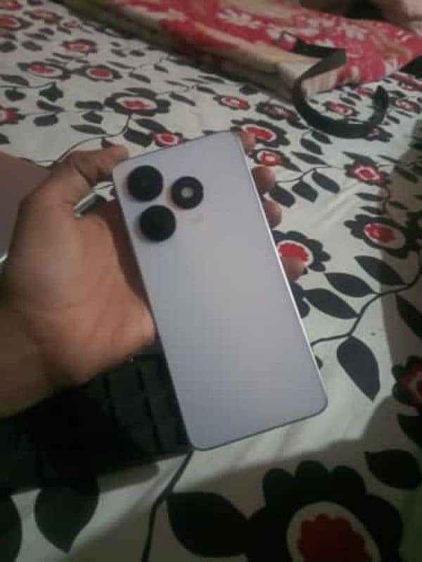 Tecno spark 20  best condition  no damage 10/10 3