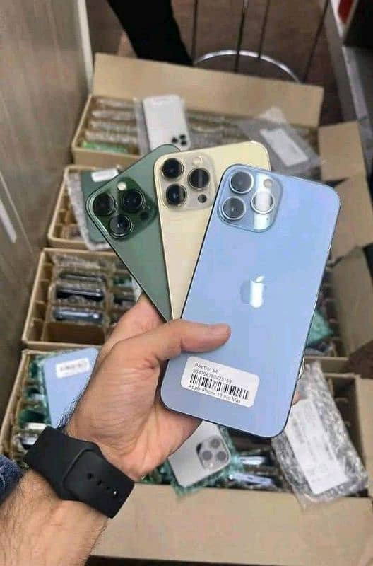 i Phone 8plus, 11,12,13,14,15 pro max on instalment Whatsap 3062623924 6