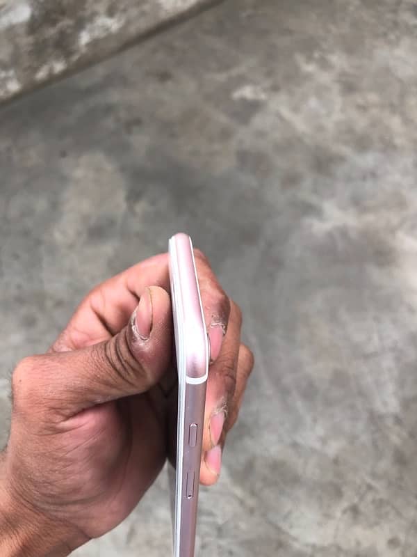 IPhone 7 256 GB PTA APPROVED ALL OKK 6