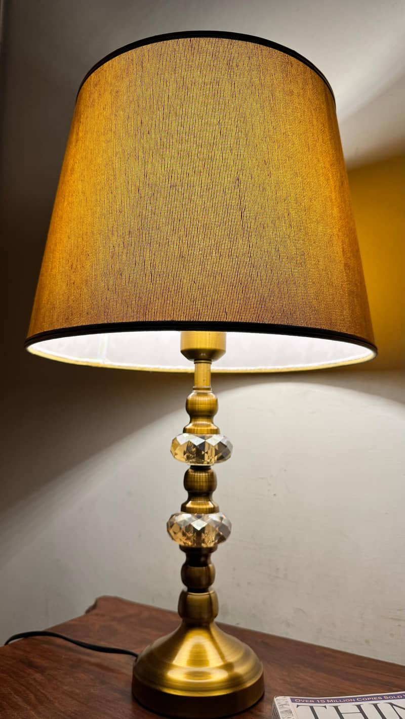 Elegant Golden Table Lamps – Pair with Free LED Bulbs 0