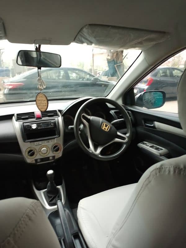 Honda City IVTEC 2010 5