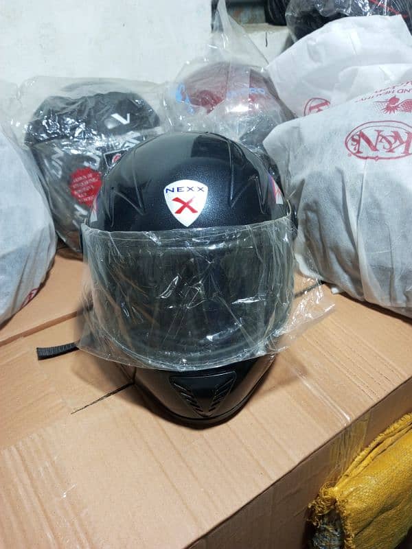 NEXT HELMET 1