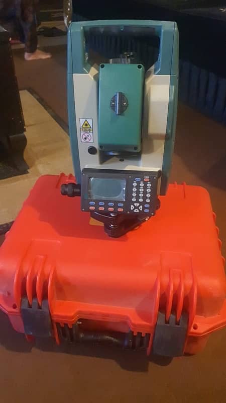 Brand new Total station Kolida ME-102 1000X 4