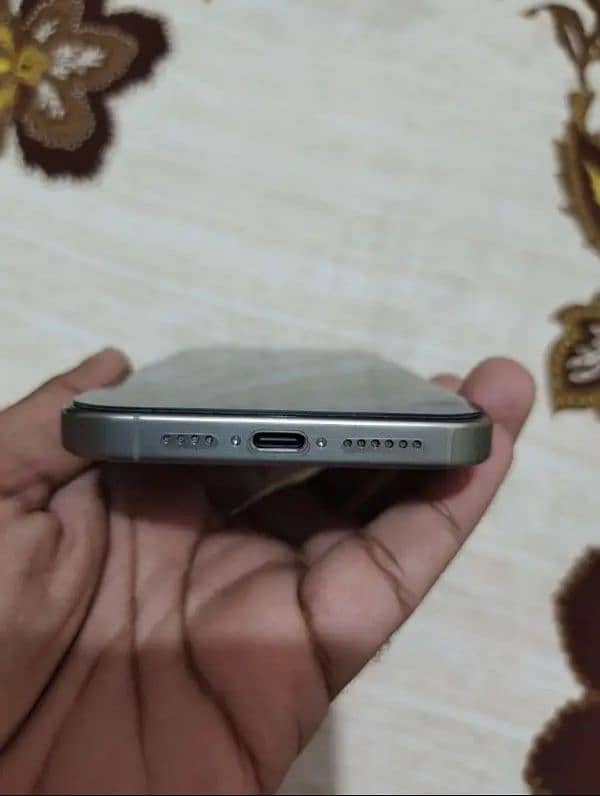 iPhone 15 pro max 256gb JV Natural Titanium 4