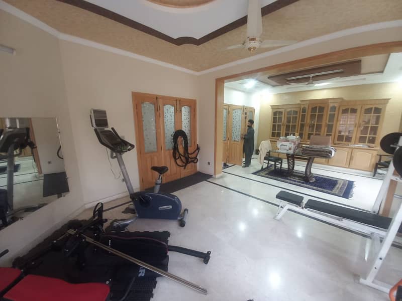 Upper portion for rent in F 11 Islamabad 10