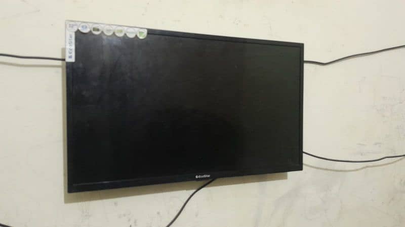 Ecostar 32" simple LCD 1