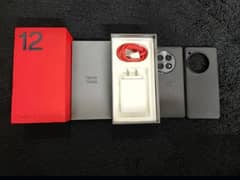 One plus 12 16/512 complete Saman urgent sale contact OLX