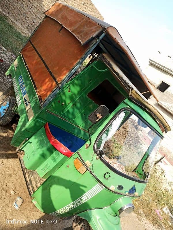 Loader Rikshaw 0