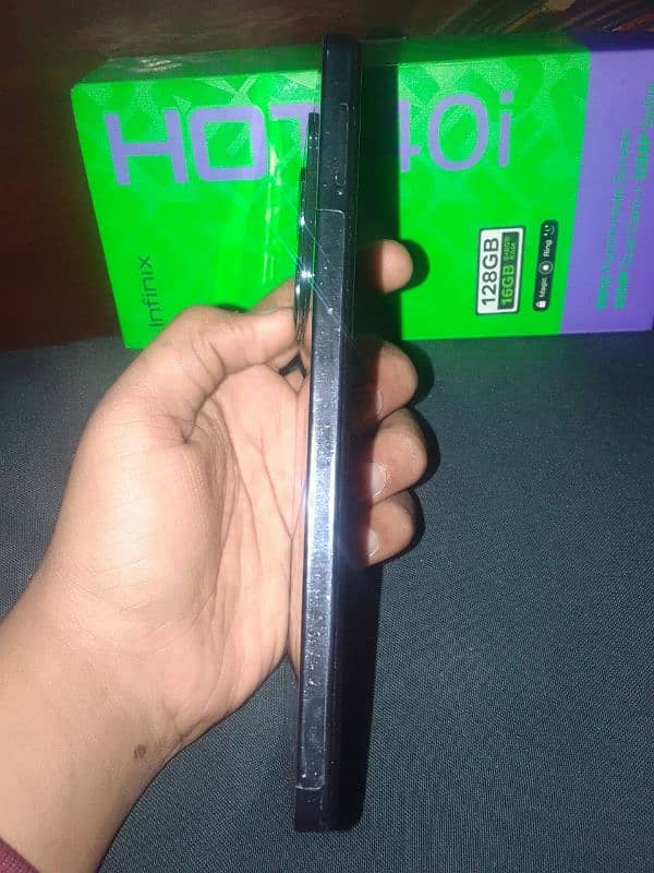 Infinix Hot 40i 5